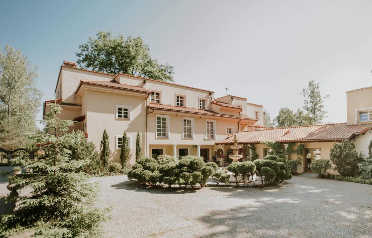 Villa Toscana Warszawa Ngoại thất bức ảnh